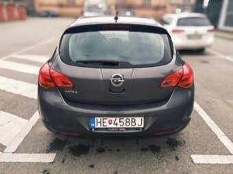 Opel Astra 1.4 74kw, LEN : 65 tisíc km - 5