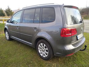 VW Touran 1,6 TDi ,Navi,ťažné,7 sedadiel,možný leasing, úver - 5