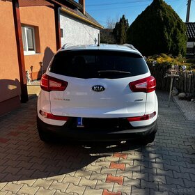 Kia Sportage 2.0 CRDi - 5