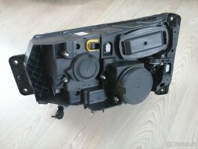 Renault Gama T T480 T520 pravý xenon 89208794 - 5