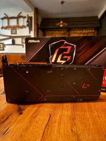 ASRock Radeon RX 6800 XT Phantom 16GB - 5