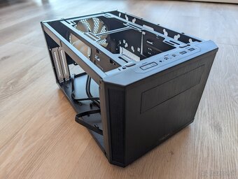 Fractal Design Core 500 - 5