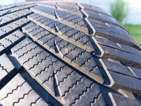 235/50 r19 zimne pneumatiky - 5