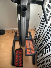 Eliptický trenažér ProForm Cardio HIIT Trainer - FIT PLUS - 5