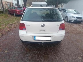 Volkswagen Golf 4 1.9 TDI 81KW Rotačka Rok 2003 - 5