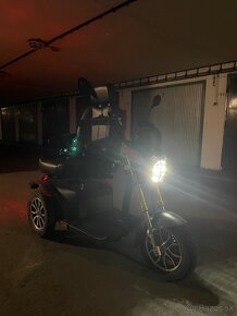 Trojkolesový elektrický vozík Harley Shoprider 779XLS - 5