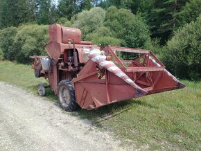 Predám obilný kombajn massey ferguson 630s - 5