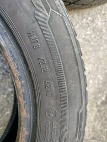 Predám zimné pneu 185/60 r14 - 5