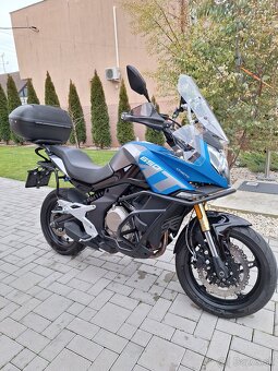 CF Moto 650 MT - 5