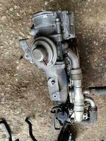 Rozpredam motor 1.9tdi 77kw, vstreky, alternator, klima, egr - 5