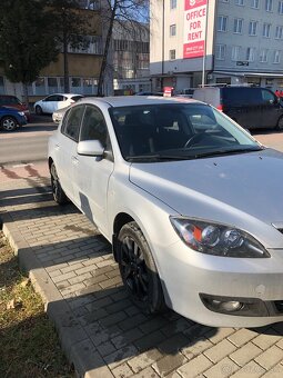 MAZDA 3 benzín 1.6,77 kW - 5