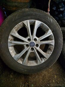 Ford Kuga 235/55 R17 - 5