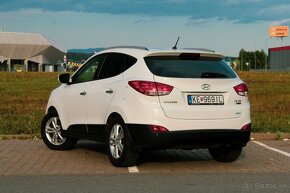 Hyundai ix35 2.0 CRDi VGT Style 4x4 odpočet DPH - 5