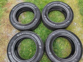 Zimne pneumatiky 235 /65R17 - 5