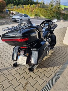 Harley Davidson Road Glide Ultra - 5