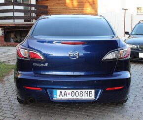 • MAZDA 3 1.6i, 77 kW, benzín, 5-st. manuál, r.v. 2012 • - 5