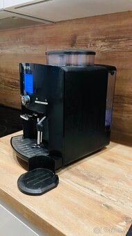 Predáme Automatický kávovar Krups EA8200 Cappuccino - 5