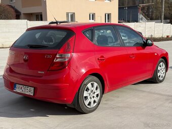 Hyundai i30 1.6 CRDi VGT 115k Style - 5