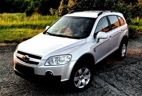 CHEVR0LET Captiva benzín 2.4 16v . 7-miestna - 5