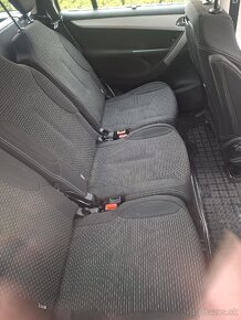 Citroën C4 Picasso 2.0 HDi 16V 110k

 - 5