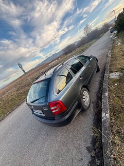 Skoda octavia combi 2 - 5