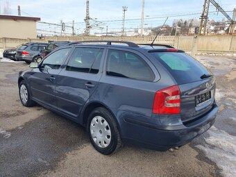 ŠKODA OCTAVIA COMBI 1.9 TDI 77KW ELEGANCE - 5