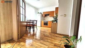 Väčší jednoizbový byt s 3,90 m² balkónom a minimálnymi nákla - 5