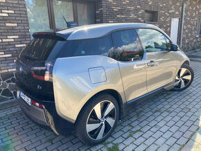 Predám BMW i3 - 5