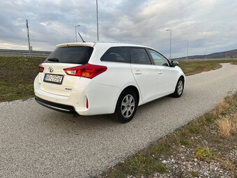 Toyota AURIS TS 1,4 D4D - 5