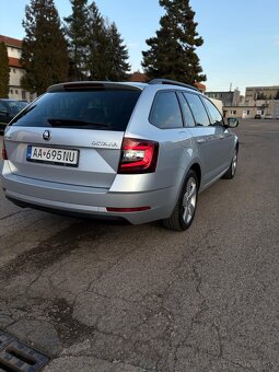 Škoda Octavia 1.6TDi 85KW DSG CLEVER EDÍCIA - 5