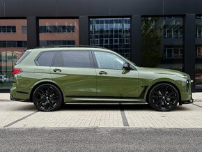 BMW X7 xDrive M60i Urban Green CENA BEZ DPH - 5