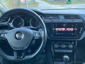 VW Touran R-line, 7 miestne - 5