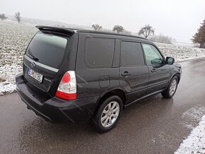 Subaru Forester SG 2.0 116 kW - 5