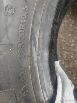 Pneu 285/70 R19.5 - 5