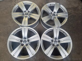 5x112 r18 ET25 x 8J elektróny originál AUDI - 5