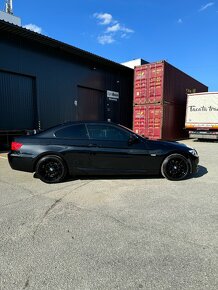 BMW 320xD 2011 E92 - 5