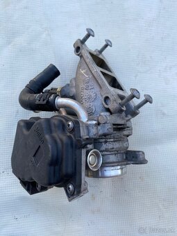 Motor 2,0tdi 110kw CRLB - 5