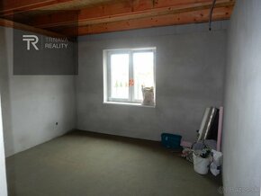 TRNAVA REALITY - novostavba 4 izb. domu, garáž, pozemok 295  - 5