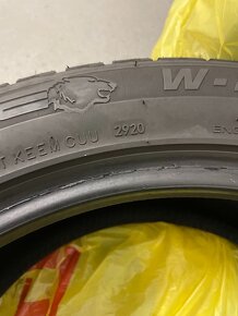 Zimné pneu 245/45 R18 - 5