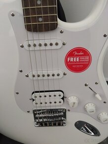 Fender Squier Bullet Stratocaster HSS HT IL Arctic White - 5