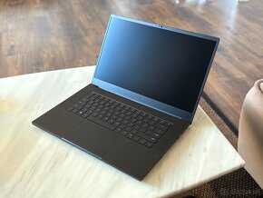 PREDÁM: Najnovší Razer BLADE 15 v záruke, ako NOVÝ - 5