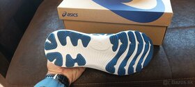 Predám dámske bežecké topánky Asics 39.5 - 5