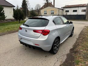 Alfa Romeo Giulietta 1.4 tb Ti - 5