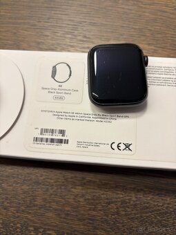 Apple Watch SE 44mm - 5