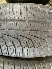 Predám 2 ks celoročne pneumatiky 215/55 R16 - 5