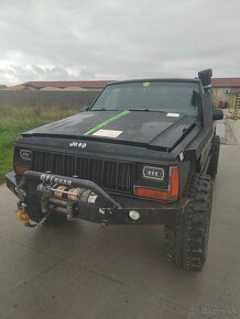 JEEP CHEROKEE XJ 4,0 - 5