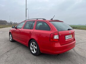 Skoda Octavia 2.0 TDI DSG family r.v 2012 xenon navi webasto - 5