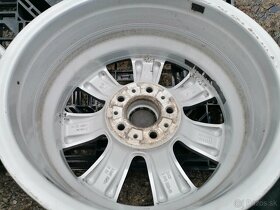 Alu sada = 5x120 = R17 = original BMW - 5