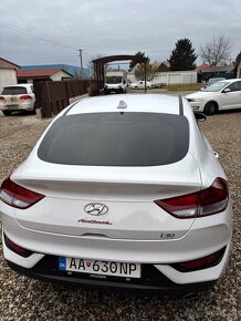 Hyundai i30 Fastback - 5