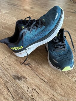 HOKA Clifton 9 - 5